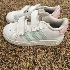 Toddler shoes